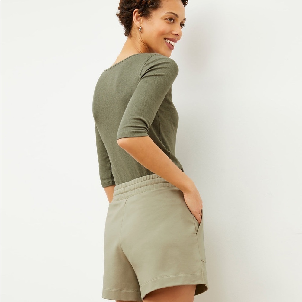 NEW M.M. Lafleur Felix Short in Laurel Green - Picture 3 of 9